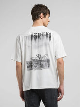 Cargar imagen en el visor de la galería, ARGAZKI ZURI ESTAMPATUKO KAMISETA