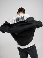 Cargar imagen en el visor de la galería, ARGAZKI ZURI ESTAMPATUKO KAMISETA