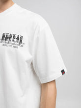 Cargar imagen en el visor de la galería, ARGAZKI ZURI ESTAMPATUKO KAMISETA