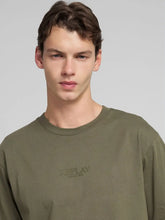 Cargar imagen en el visor de la galería, CAMISETA CON LOGO VERDE