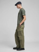 Cargar imagen en el visor de la galería, CAMISETA DE PUNTO DE ALGODÓN ORGÁNICO VERDE