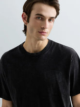 Cargar imagen en el visor de la galería, CAMISETA DE ALGODÓN CON ESTAMPADO MOTERO NEGRO