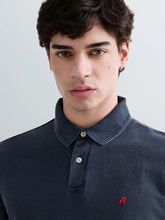 Cargar imagen en el visor de la galería, POLO DE PIQUÉ DE ALGODÓN CON BORDADO R DARK NAVY