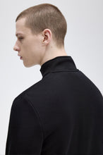 Cargar imagen en el visor de la galería, SUDADERA DE MEDIA CREMALLERA NEGRA