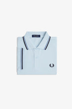 Cargar imagen en el visor de la galería, POLO FRED PÈRRY CELESTE/MARINO/AZUL