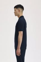 Cargar imagen en el visor de la galería, POLO FRED PERRY MARINO