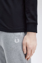 Cargar imagen en el visor de la galería, POLO MANGA LARGA FRED PERRY MARINO