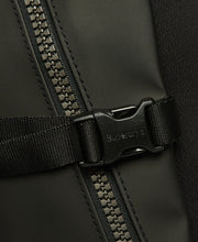 Cargar imagen en el visor de la galería, SUPERDRY MOTXILA BELTZA