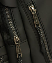 Cargar imagen en el visor de la galería, SUPERDRY MOTXILA BELTZA