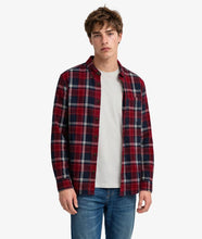 Cargar imagen en el visor de la galería, CAMISA GRUESA ALGODÓN CUADROS ROJOS
