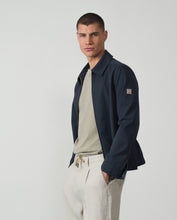 Cargar imagen en el visor de la galería, CAZADORA TECNICA MARINO
