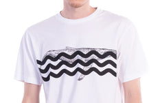 Cargar imagen en el visor de la galería, CAMISETA BALEA BLANCA
