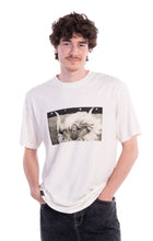 Cargar imagen en el visor de la galería, CAMISETA BASATI BLANCA
