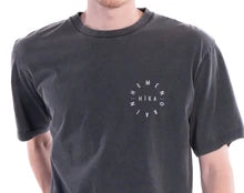Cargar imagen en el visor de la galería, CAMISETA HEMEN &amp; ORAIN
