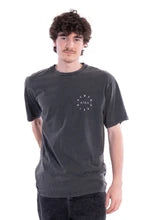 Cargar imagen en el visor de la galería, CAMISETA HEMEN &amp; ORAIN
