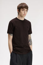 Cargar imagen en el visor de la galería, CAMISETA TWIN TIPPED MARRÓN/NEGRO
