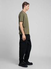 Cargar imagen en el visor de la galería, CAMISETA CON LOGO VERDE
