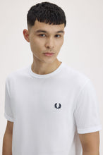 Cargar imagen en el visor de la galería, CAMISETA RINGER BLANCA
