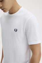 Cargar imagen en el visor de la galería, CAMISETA RINGER BLANCA
