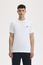 Cargar imagen en el visor de la galería, CAMISETA RINGER BLANCA
