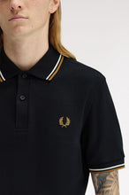 Cargar imagen en el visor de la galería, POLO TWIN FRED PERRY NEGRO/CRUDO/CARAMELO
