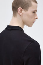 Cargar imagen en el visor de la galería, POLO MANGA LARGA FRED PERRY MARINO

