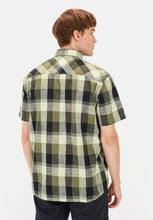 Cargar imagen en el visor de la galería, CAMISA MANGA CORTA CUADROS VERDES
