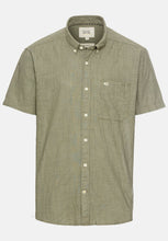 Cargar imagen en el visor de la galería, CAMISA MC MIL RAYA VERDE
