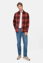 Cargar imagen en el visor de la galería, CAMISA FRANELA CUADROS ROJOS
