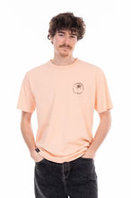 Cargar imagen en el visor de la galería, CAMISETA UDA CORAL
