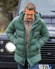 Cargar imagen en el visor de la galería, PARKA ACOLCHADA VERDE
