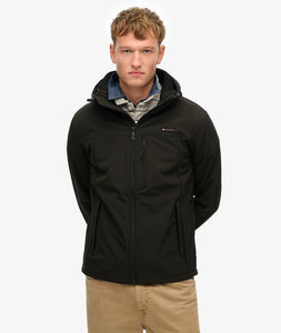 CHAQUETA TREKKER SOFT SHELL CON CAPUCHA