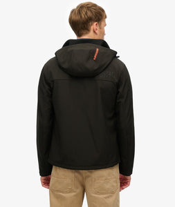 CHAQUETA TREKKER SOFT SHELL CON CAPUCHA
